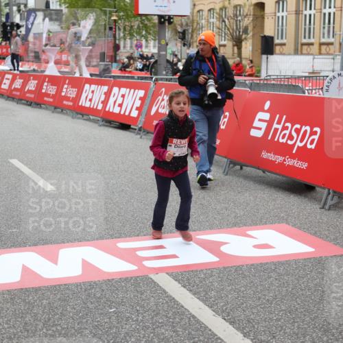 25.04.2026 - Das Zehntel Strokosch-Dieckow http://msf.ph/oto/9632690 25.04.2026 11:12:05 Ziel 5128, 5986, 7342 meine-sportfotos.de
