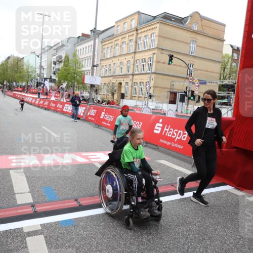 25.04.2026 - Das Zehntel Strokosch-Dieckow http://msf.ph/oto/9632702 25.04.2026 11:12:00 Ziel 5986, 7342, 7783, 7792 meine-sportfotos.de
