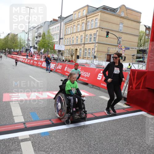 25.04.2026 - Das Zehntel Strokosch-Dieckow http://msf.ph/oto/9632706 25.04.2026 11:11:59 Ziel 5986, 7342, 7783, 7792 meine-sportfotos.de