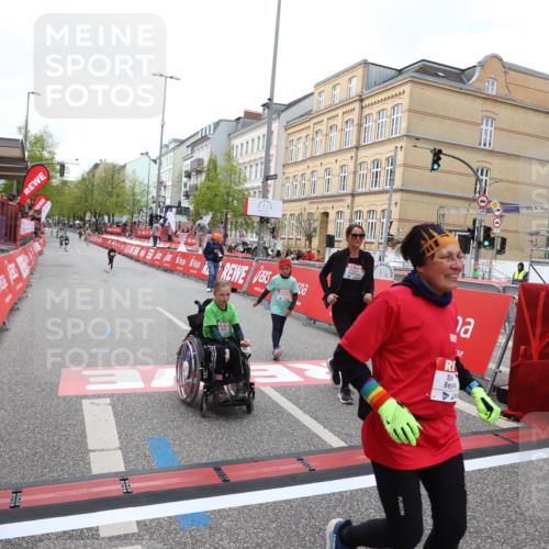 25.04.2026 - Das Zehntel Strokosch-Dieckow http://msf.ph/oto/9632717 25.04.2026 11:11:58 Ziel 5986, 7342, 7783, 7792 meine-sportfotos.de