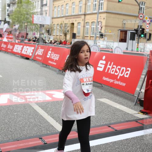 25.04.2026 - Das Zehntel Strokosch-Dieckow http://msf.ph/oto/9632807 25.04.2026 11:11:44 Ziel 5175, 5982 meine-sportfotos.de