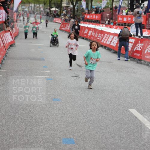 25.04.2026 - Das Zehntel Strokosch-Dieckow http://msf.ph/oto/9632849 25.04.2026 11:11:38 Ziel 5086 meine-sportfotos.de