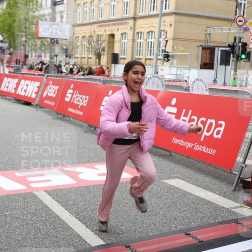 25.04.2026 - Das Zehntel Strokosch-Dieckow http://msf.ph/oto/9632858 25.04.2026 11:11:35 Ziel 5086 meine-sportfotos.de