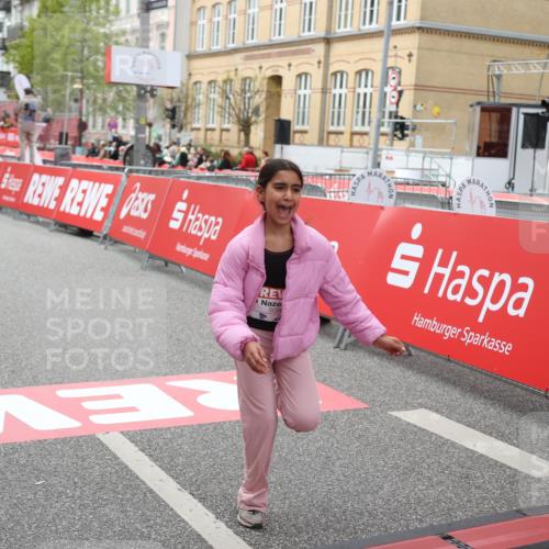 25.04.2026 - Das Zehntel Strokosch-Dieckow http://msf.ph/oto/9632861 25.04.2026 11:11:35 Ziel 5086 meine-sportfotos.de