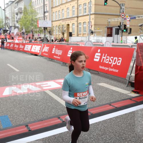 25.04.2026 - Das Zehntel Strokosch-Dieckow http://msf.ph/oto/9632876 25.04.2026 11:11:28 Ziel 7351, 7530, 7534 meine-sportfotos.de