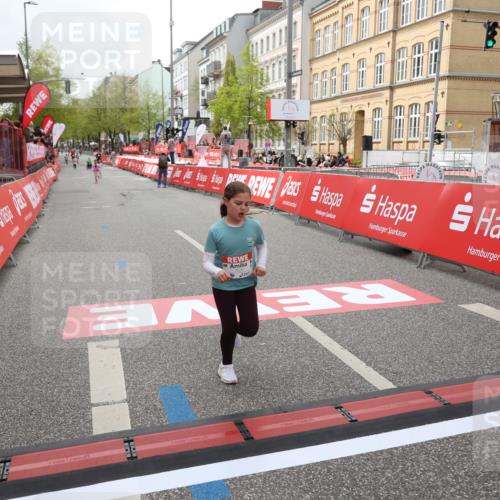 25.04.2026 - Das Zehntel Strokosch-Dieckow http://msf.ph/oto/9632884 25.04.2026 11:11:27 Ziel 7351, 7379, 7530, 7534 meine-sportfotos.de