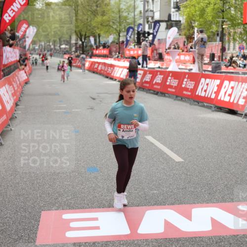 25.04.2026 - Das Zehntel Strokosch-Dieckow http://msf.ph/oto/9632891 25.04.2026 11:11:26 Ziel 7351, 7379, 7530, 7534 meine-sportfotos.de