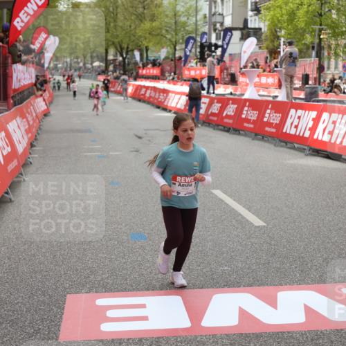 25.04.2026 - Das Zehntel Strokosch-Dieckow http://msf.ph/oto/9632893 25.04.2026 11:11:26 Ziel 7351, 7379, 7530, 7534 meine-sportfotos.de