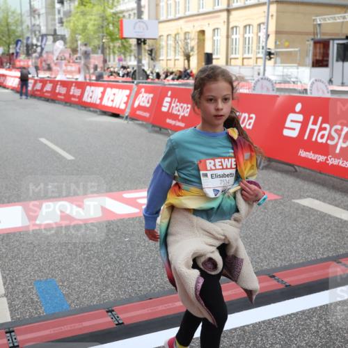 25.04.2026 - Das Zehntel Strokosch-Dieckow http://msf.ph/oto/9632897 25.04.2026 11:11:25 Ziel 7351, 7379, 7530, 7534 meine-sportfotos.de
