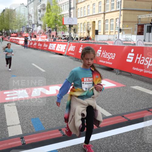 25.04.2026 - Das Zehntel Strokosch-Dieckow http://msf.ph/oto/9632900 25.04.2026 11:11:25 Ziel 7351, 7379, 7530, 7534 meine-sportfotos.de