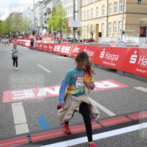 25.04.2026 - Das Zehntel Strokosch-Dieckow http://msf.ph/oto/9632904 25.04.2026 11:11:25 Ziel 7351, 7379, 7530, 7534 meine-sportfotos.de