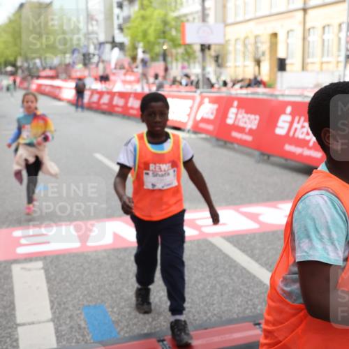 25.04.2026 - Das Zehntel Strokosch-Dieckow http://msf.ph/oto/9632925 25.04.2026 11:11:23 Ziel 7351, 7379, 7534 meine-sportfotos.de