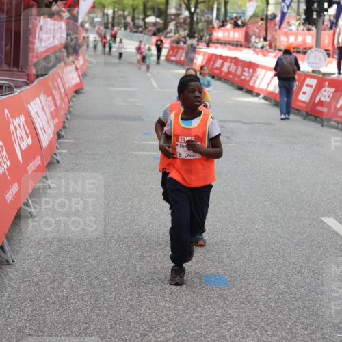 25.04.2026 - Das Zehntel Strokosch-Dieckow http://msf.ph/oto/9632971 25.04.2026 11:11:20 Ziel 7351, 7379 meine-sportfotos.de