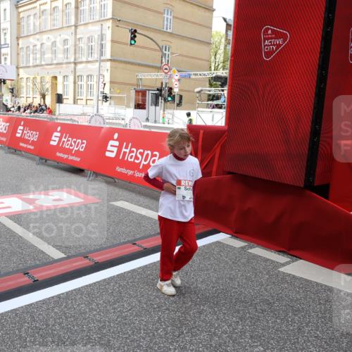 25.04.2026 - Das Zehntel Strokosch-Dieckow http://msf.ph/oto/9632974 25.04.2026 11:11:10 Ziel 5199, 5730, 5849 meine-sportfotos.de