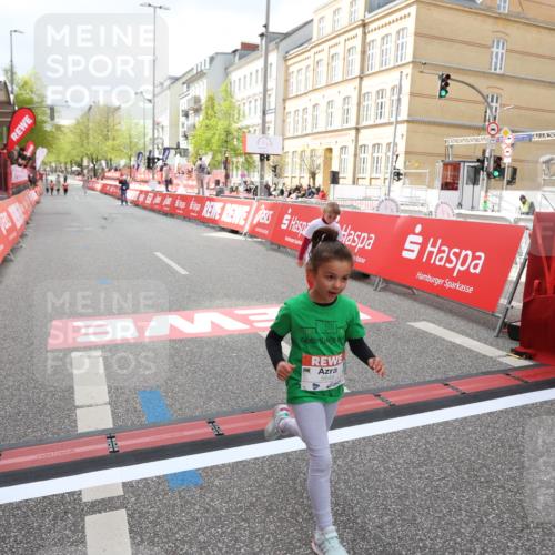25.04.2026 - Das Zehntel Strokosch-Dieckow http://msf.ph/oto/9632986 25.04.2026 11:11:08 Ziel 5199, 5730, 5849, 5863 meine-sportfotos.de