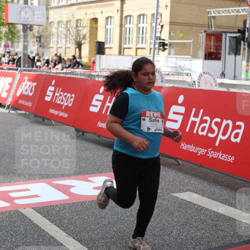 25.04.2026 - Das Zehntel Strokosch-Dieckow http://msf.ph/oto/9633005 25.04.2026 11:11:06 Ziel 5199, 5730, 5849, 5863, 6290 meine-sportfotos.de