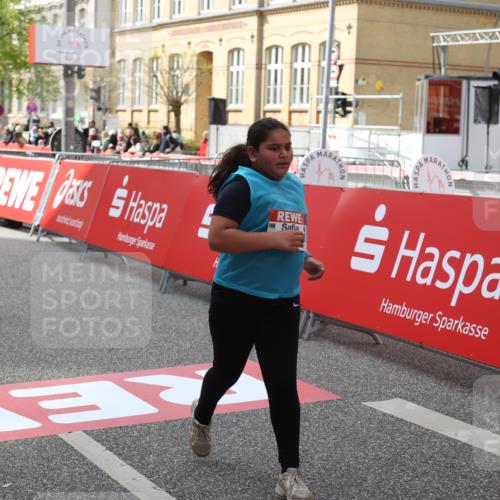 25.04.2026 - Das Zehntel Strokosch-Dieckow http://msf.ph/oto/9633009 25.04.2026 11:11:06 Ziel 5199, 5730, 5849, 5863, 6290 meine-sportfotos.de