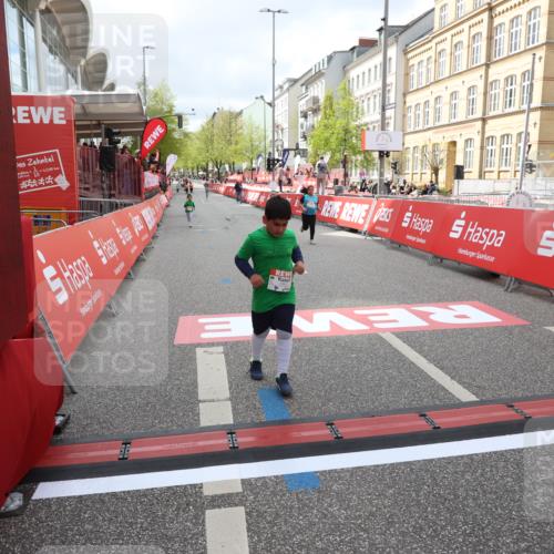 25.04.2026 - Das Zehntel Strokosch-Dieckow http://msf.ph/oto/9633024 25.04.2026 11:11:03 Ziel 5658, 5730, 5863, 6286, 6290, 6862 meine-sportfotos.de