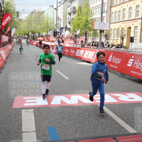 25.04.2026 - Das Zehntel Strokosch-Dieckow http://msf.ph/oto/9633044 25.04.2026 11:11:02 Ziel 5658, 5863, 6286, 6290, 6862, 7432, 7476 meine-sportfotos.de