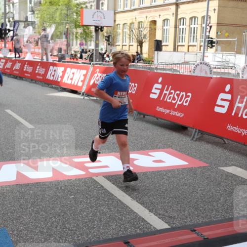25.04.2026 - Das Zehntel Strokosch-Dieckow http://msf.ph/oto/9633075 25.04.2026 11:10:59 Ziel 5658, 6286, 6290, 6862, 7432, 7476 meine-sportfotos.de