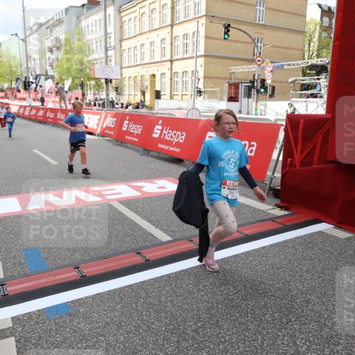 25.04.2026 - Das Zehntel Strokosch-Dieckow http://msf.ph/oto/9633078 25.04.2026 11:10:58 Ziel 5658, 6286, 6862, 7432, 7476 meine-sportfotos.de