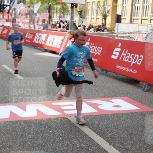 25.04.2026 - Das Zehntel Strokosch-Dieckow http://msf.ph/oto/9633084 25.04.2026 11:10:58 Ziel 5658, 6286, 6862, 7432, 7476 meine-sportfotos.de
