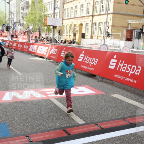 25.04.2026 - Das Zehntel Strokosch-Dieckow http://msf.ph/oto/9633105 25.04.2026 11:10:53 Ziel 6828 meine-sportfotos.de