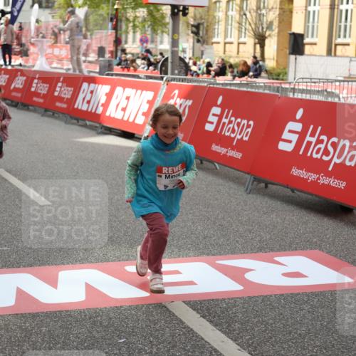 25.04.2026 - Das Zehntel Strokosch-Dieckow http://msf.ph/oto/9633116 25.04.2026 11:10:53 Ziel 6828 meine-sportfotos.de