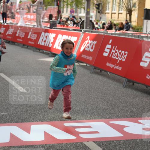 25.04.2026 - Das Zehntel Strokosch-Dieckow http://msf.ph/oto/9633122 25.04.2026 11:10:53 Ziel 6828 meine-sportfotos.de