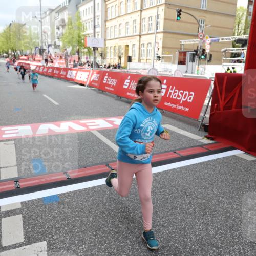25.04.2026 - Das Zehntel Strokosch-Dieckow http://msf.ph/oto/9633130 25.04.2026 11:10:50 Ziel 6828, 7262 meine-sportfotos.de