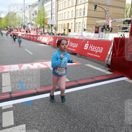 25.04.2026 - Das Zehntel Strokosch-Dieckow http://msf.ph/oto/9633137 25.04.2026 11:10:50 Ziel 6828, 7262 meine-sportfotos.de