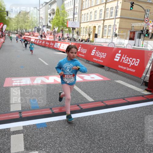 25.04.2026 - Das Zehntel Strokosch-Dieckow http://msf.ph/oto/9633141 25.04.2026 11:10:50 Ziel 6828, 7262 meine-sportfotos.de