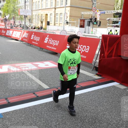 25.04.2026 - Das Zehntel Strokosch-Dieckow http://msf.ph/oto/9633154 25.04.2026 11:10:46 Ziel 5074, 5082, 5871, 7262 meine-sportfotos.de