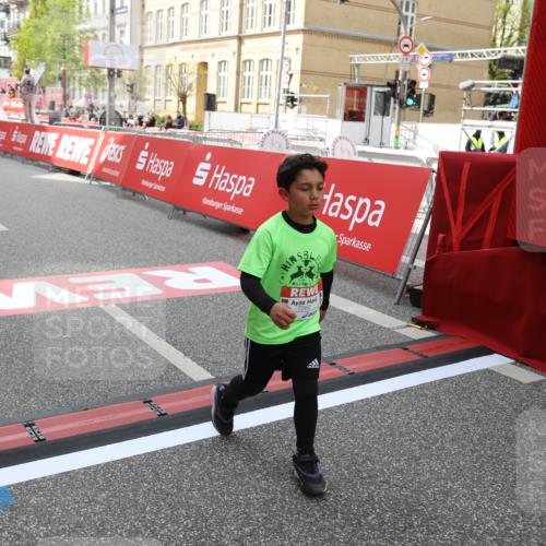 25.04.2026 - Das Zehntel Strokosch-Dieckow http://msf.ph/oto/9633156 25.04.2026 11:10:46 Ziel 5074, 5082, 5871, 7262 meine-sportfotos.de