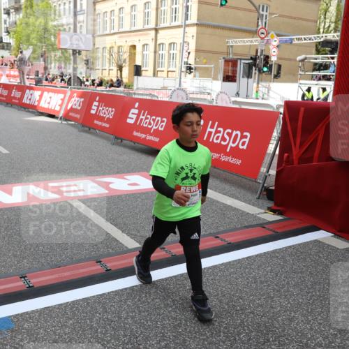 25.04.2026 - Das Zehntel Strokosch-Dieckow http://msf.ph/oto/9633158 25.04.2026 11:10:46 Ziel 5074, 5082, 5871, 7262 meine-sportfotos.de