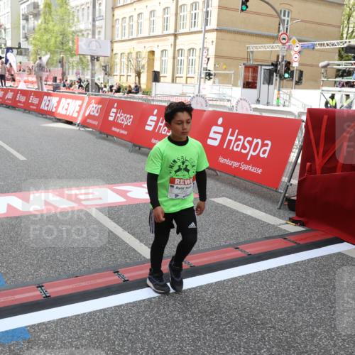 25.04.2026 - Das Zehntel Strokosch-Dieckow http://msf.ph/oto/9633163 25.04.2026 11:10:46 Ziel 5074, 5082, 5871, 7262 meine-sportfotos.de