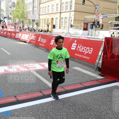 25.04.2026 - Das Zehntel Strokosch-Dieckow http://msf.ph/oto/9633165 25.04.2026 11:10:46 Ziel 5074, 5082, 5871, 7262 meine-sportfotos.de