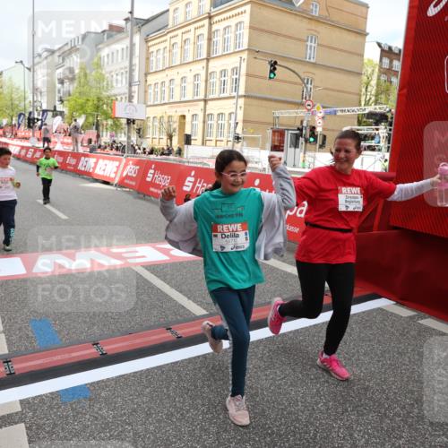 25.04.2026 - Das Zehntel Strokosch-Dieckow http://msf.ph/oto/9633188 25.04.2026 11:10:40 Ziel 5074, 5082, 5871, 6806, 6895 meine-sportfotos.de