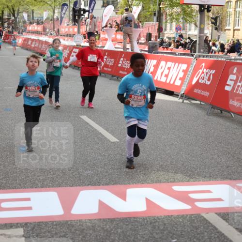 25.04.2026 - Das Zehntel Strokosch-Dieckow http://msf.ph/oto/9633241 25.04.2026 11:10:36 Ziel 6806, 6895 meine-sportfotos.de