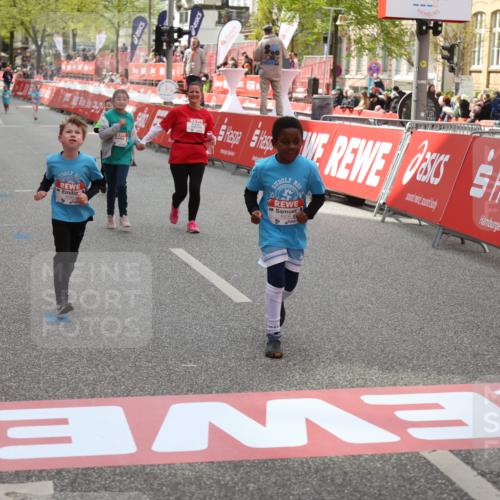25.04.2026 - Das Zehntel Strokosch-Dieckow http://msf.ph/oto/9633242 25.04.2026 11:10:36 Ziel 6806, 6895 meine-sportfotos.de