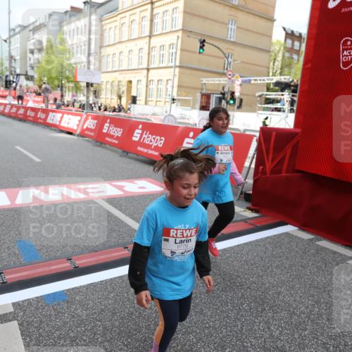 25.04.2026 - Das Zehntel Strokosch-Dieckow http://msf.ph/oto/9633246 25.04.2026 11:10:28 Ziel 5851, 5853, 6779, 6790, 6864 meine-sportfotos.de