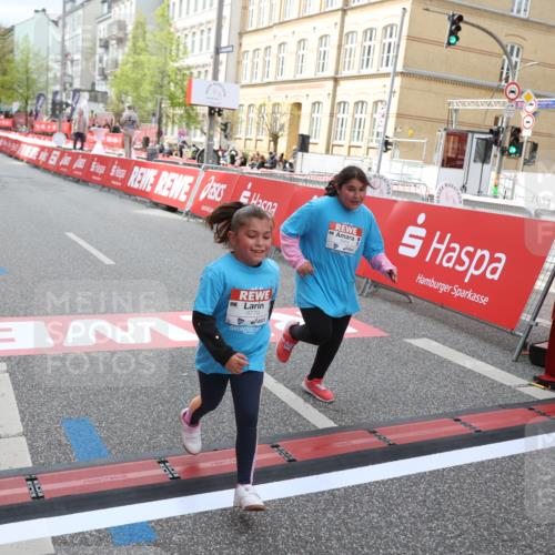 25.04.2026 - Das Zehntel Strokosch-Dieckow http://msf.ph/oto/9633256 25.04.2026 11:10:28 Ziel 5851, 5853, 6779, 6790, 6864 meine-sportfotos.de