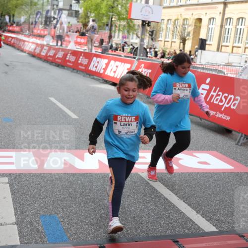 25.04.2026 - Das Zehntel Strokosch-Dieckow http://msf.ph/oto/9633262 25.04.2026 11:10:27 Ziel 5851, 5853, 5873, 6779, 6790, 6864 meine-sportfotos.de
