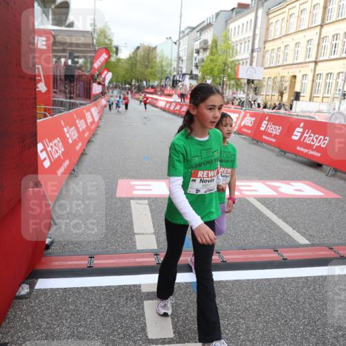 25.04.2026 - Das Zehntel Strokosch-Dieckow http://msf.ph/oto/9633270 25.04.2026 11:10:26 Ziel 5851, 5853, 5873, 6779, 6790, 6832, 6864 meine-sportfotos.de