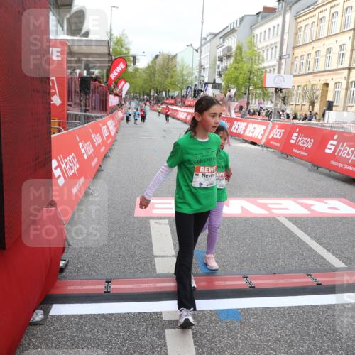 25.04.2026 - Das Zehntel Strokosch-Dieckow http://msf.ph/oto/9633278 25.04.2026 11:10:26 Ziel 5851, 5853, 5873, 6779, 6790, 6832, 6864 meine-sportfotos.de