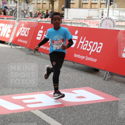 25.04.2026 - Das Zehntel Strokosch-Dieckow http://msf.ph/oto/9633300 25.04.2026 11:10:24 Ziel 5851, 5853, 5873, 6790, 6832 meine-sportfotos.de