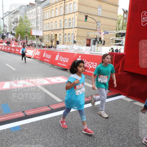 25.04.2026 - Das Zehntel Strokosch-Dieckow http://msf.ph/oto/9633309 25.04.2026 11:10:22 Ziel 5627, 5873, 6790, 6832 meine-sportfotos.de