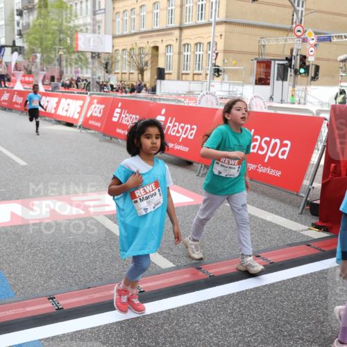 25.04.2026 - Das Zehntel Strokosch-Dieckow http://msf.ph/oto/9633320 25.04.2026 11:10:22 Ziel 5627, 5873, 6790, 6832 meine-sportfotos.de