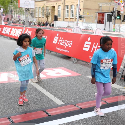 25.04.2026 - Das Zehntel Strokosch-Dieckow http://msf.ph/oto/9633330 25.04.2026 11:10:21 Ziel 5627, 5873, 6832 meine-sportfotos.de