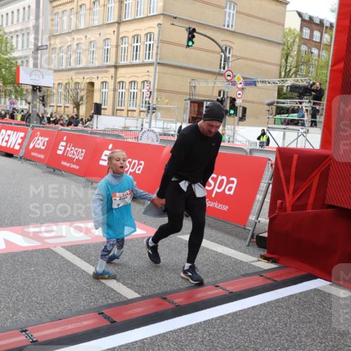 25.04.2026 - Das Zehntel Strokosch-Dieckow http://msf.ph/oto/9633366 25.04.2026 11:10:14 Ziel 5624, 6178, 6836, 7212, 7877 meine-sportfotos.de